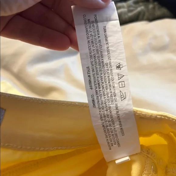 YMI Bright Yellow SUPER STRETCH Skinny Jeans XL - Picture 8 of 11